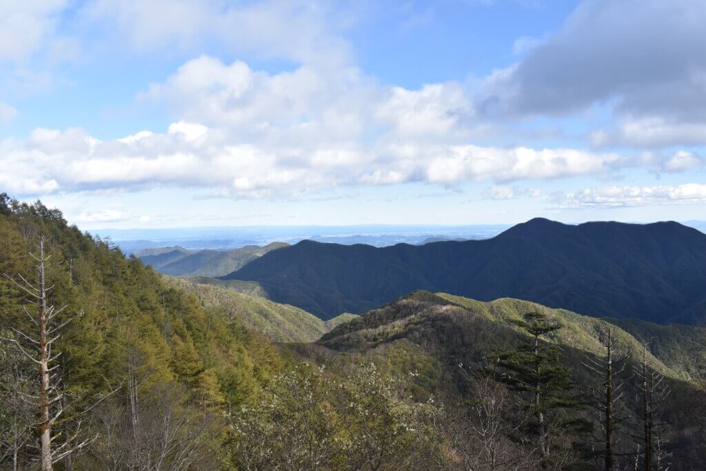 半月山駐車場