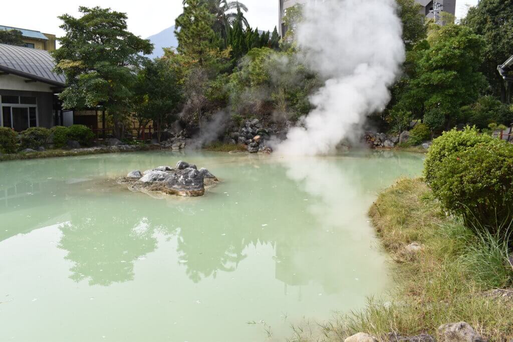 別府地獄めぐり_白池地獄