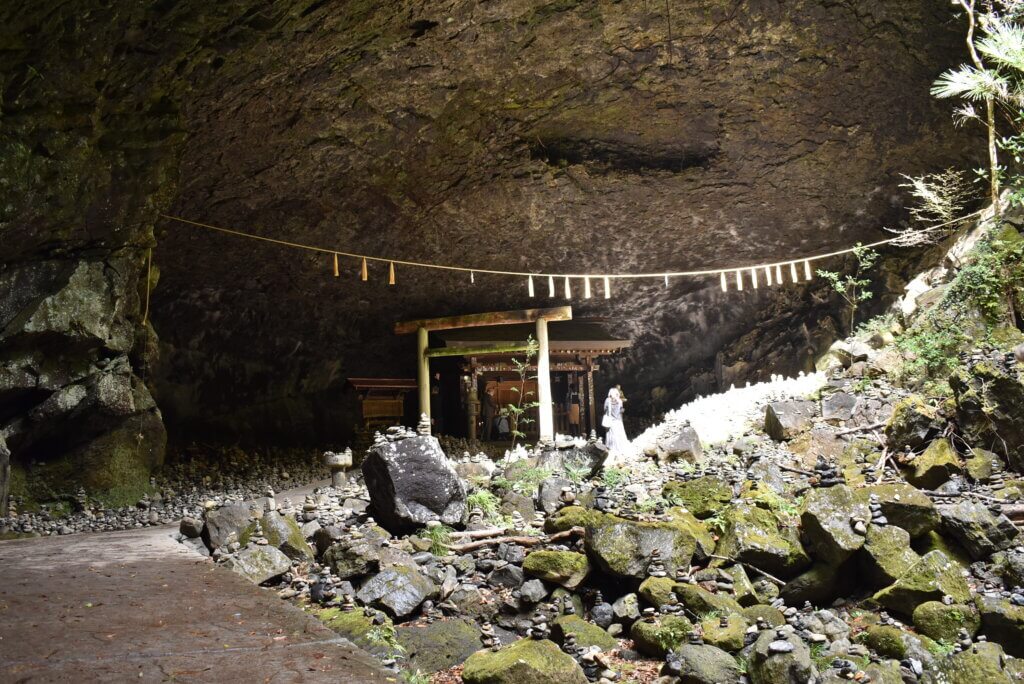 天安河原