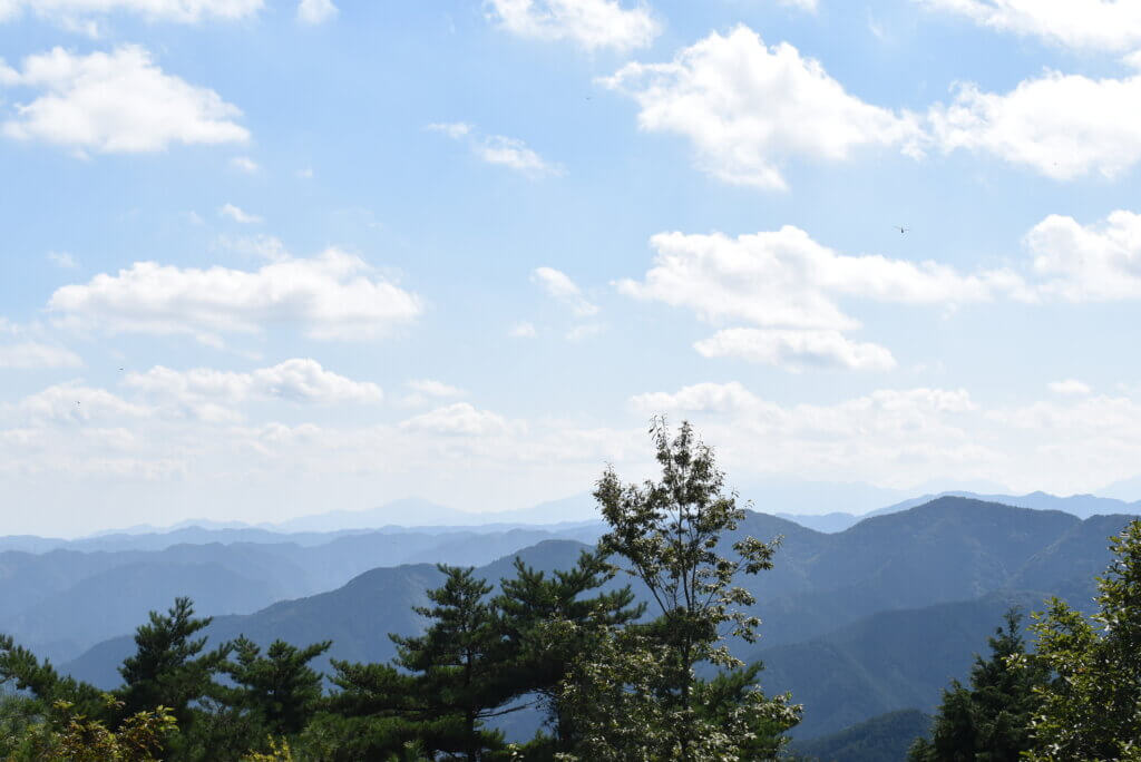 日の出山