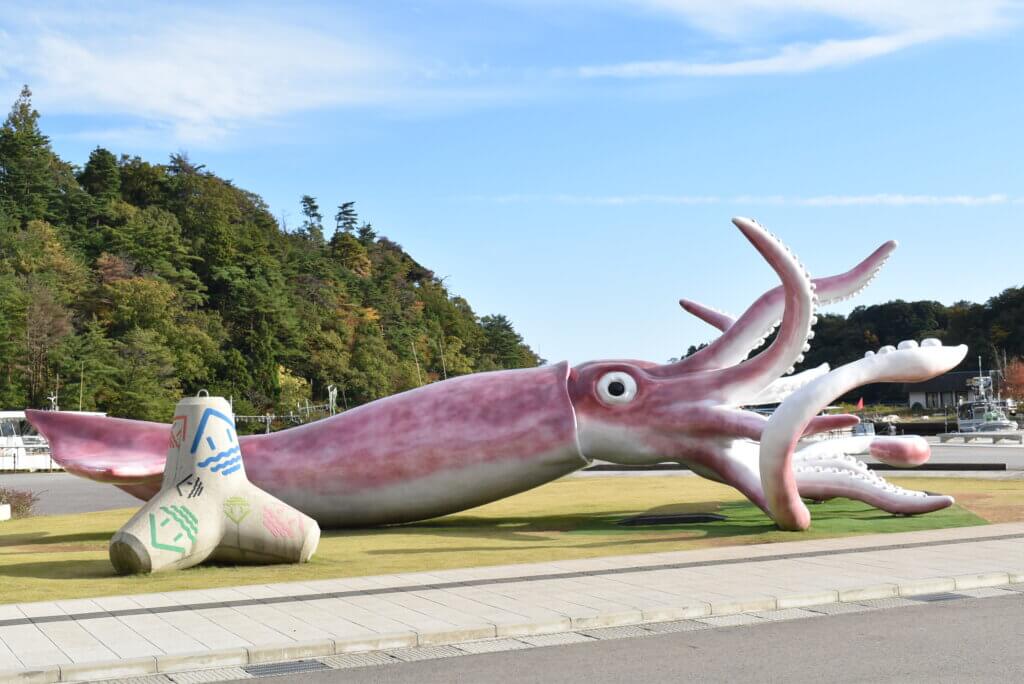 イカの駅つくモール